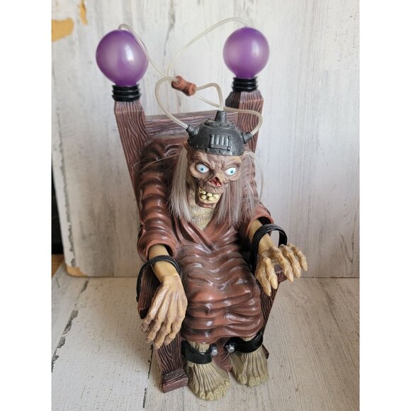 Vintage AS IS tales from the crypt crypt keeper electric chair Halloween prop - Picture 1 of 11